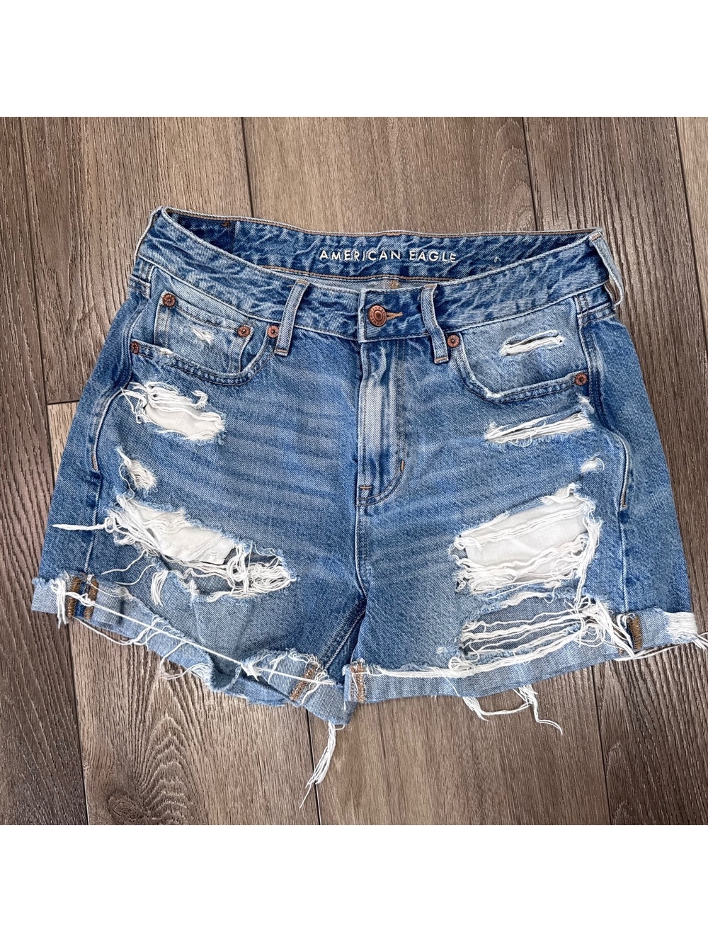 American Eagle Distressed Denim Shorts Size 2